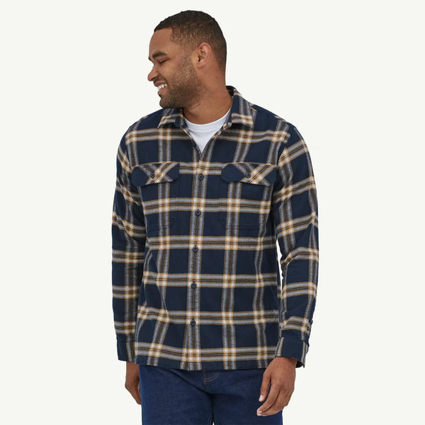 Patagonia Men's Long-Sleeved Organic Cotton Midweight Fjord Flannel Shirt
