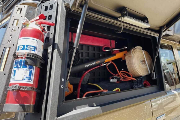 Land Cruiser 76 Side Box Recovery Kit