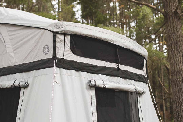 Feldon Crow's Nest Family Roof Top Tent Bundle - Coal Black - $3499